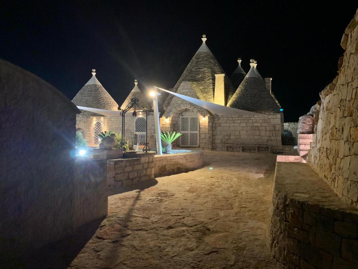 Trulli Tesoro Bed and Breakfast Cisternino Exterior foto